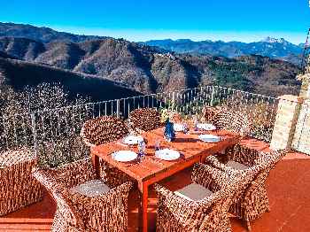 Casa Bianca - 3 Bedroom Villa, Crasciana