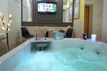 Luxury apartment in Old Town 201