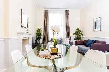 Central 4 bedroom apartment in the heart of Paddington