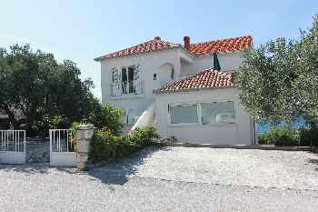 Apartment VM A1 Postira, Island Brac