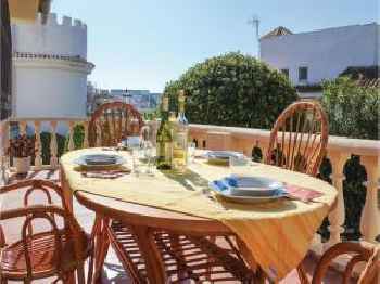 Nice home in Cabo de Palos with 3 Bedrooms and WiFi 220