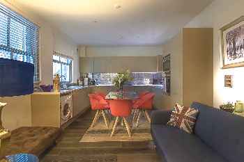 Glamorous And Spacious 3bed2bath For 20 Royals