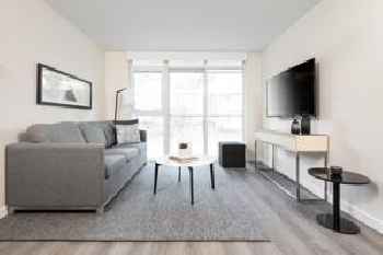 Level Yaletown - Richards 219