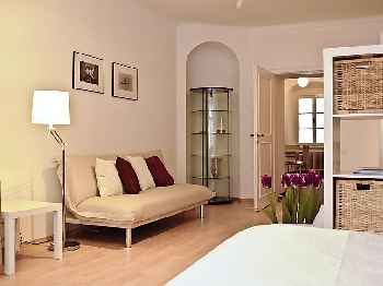 Viena (Apt. 30291)