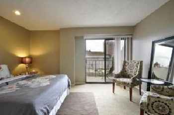 Littlefield Lofts #306 201