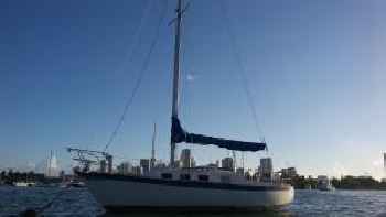 Classic Sailboat 30’ 215
