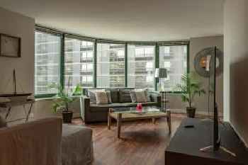 ENVITAE 3BR Downtown Luxurious Suite Views & Pool 201