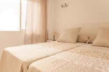 Aurinko 1 Tranquilo y Agradable Apartamento en Los Boliches 201