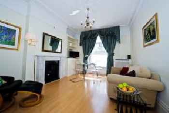 Apartments of London 201