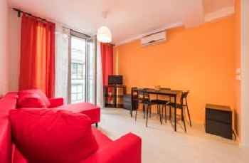 Village Apartments Centro 201