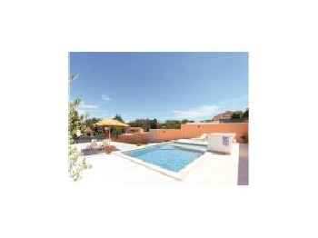 Holiday home Banjole Dvorine 220