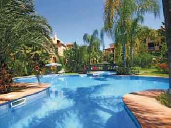 Awesome apartment in Estepona with 2 Bedrooms, Outdoor swimming pool and Swimming pool 201
